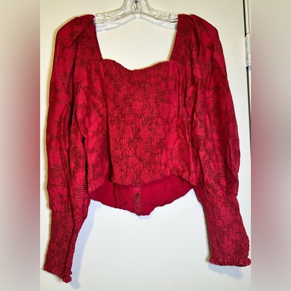 NWT Anthropologie Raspberry Red Square Neck Shirt W/Poet Sleeves Size M - Picture 5 of 10